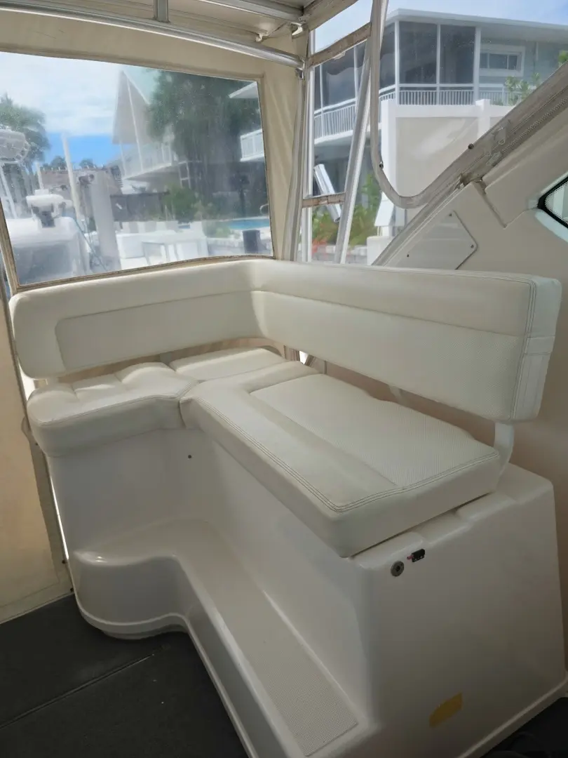 Tiara Yachts 3600 Open - Image 11