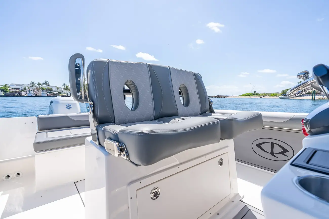 Sea Born LX27 Center Console - Image 38