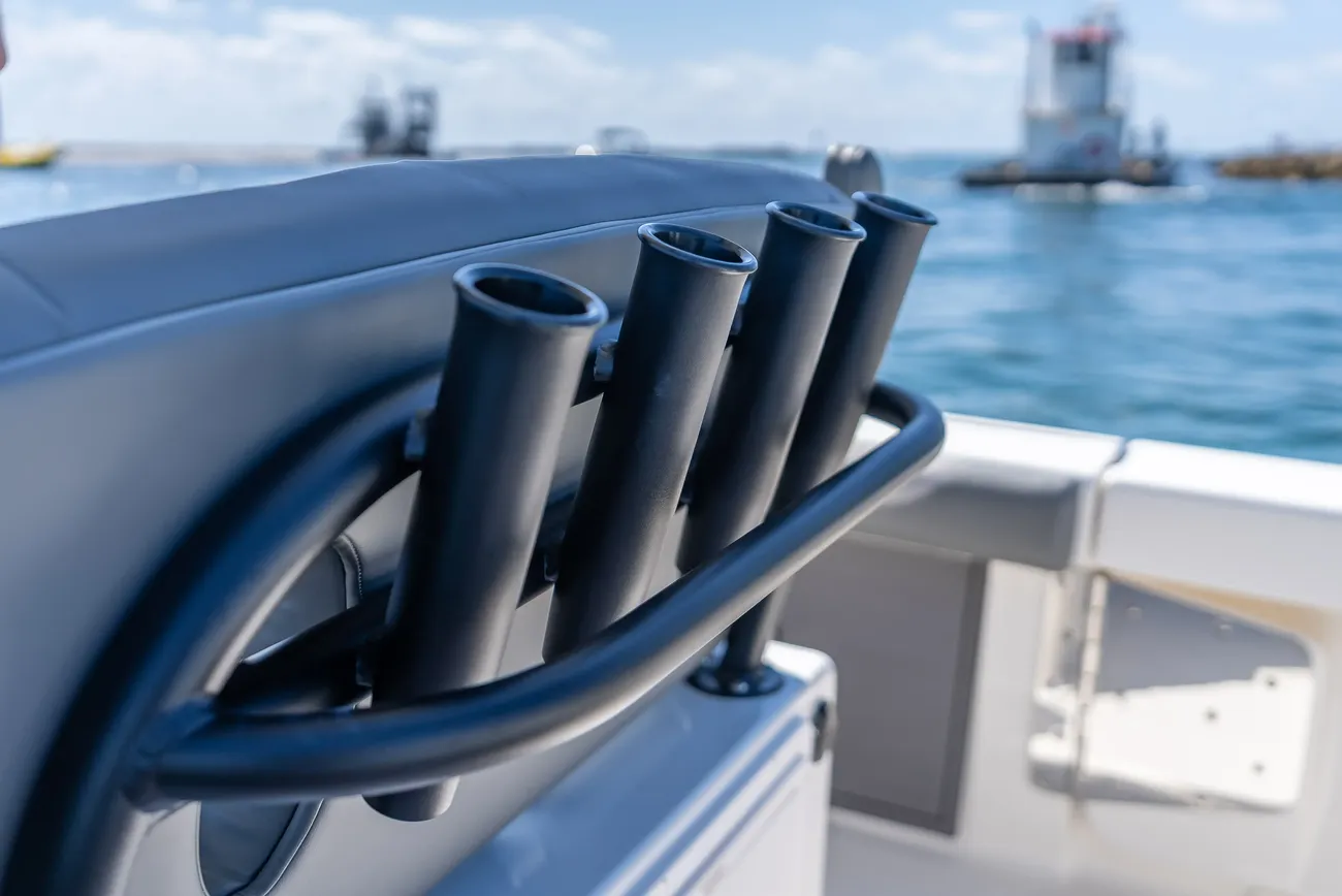 Sea Born LX27 Center Console - Image 51