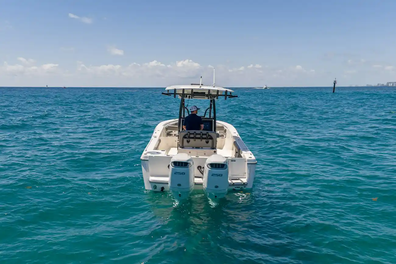 Sea Born LX27 Center Console - Image 65
