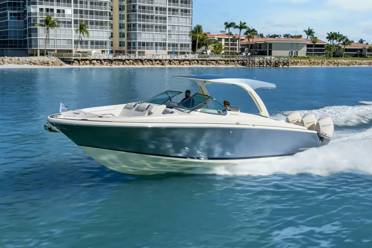 Chris-Craft Launch 35 GT OB - Image 18