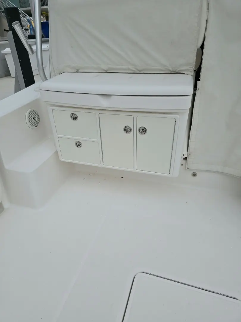 Tiara Yachts 3600 Open - Image 8