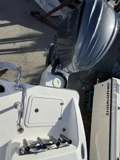 Twin Vee 28 GF - Image 15