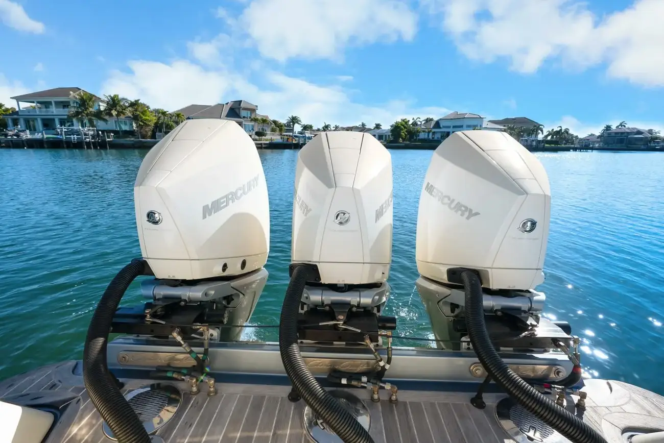 Chris-Craft Launch 35 GT OB - Image 39