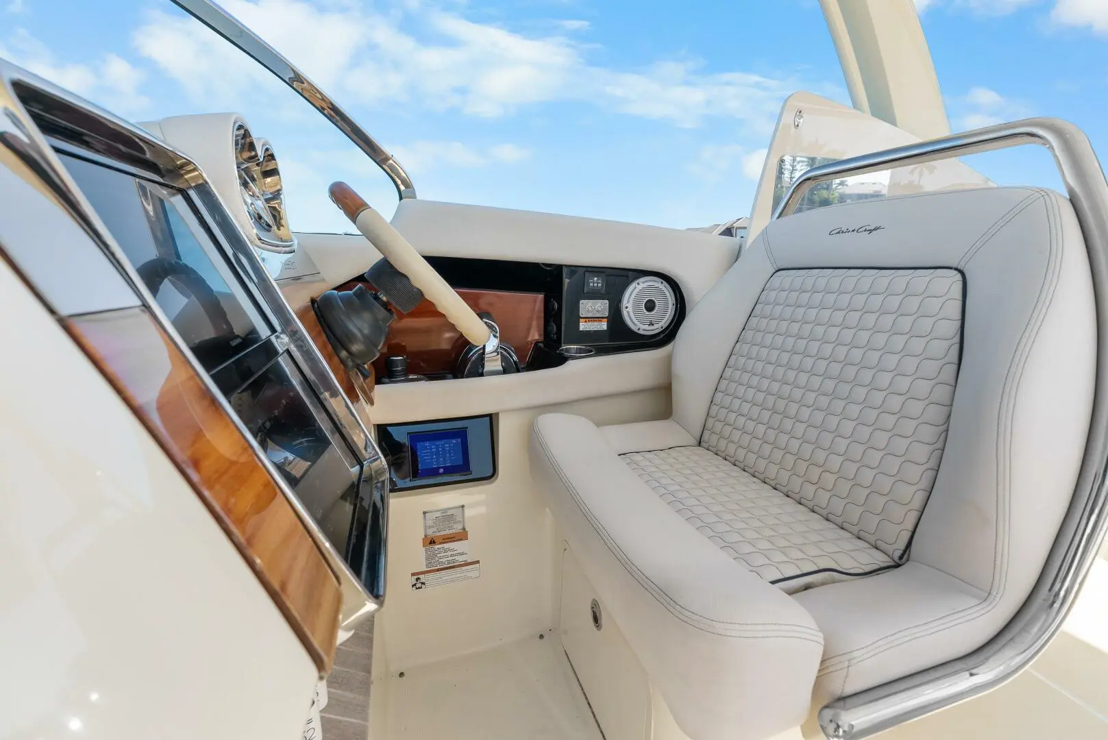 Chris-Craft Launch 35 GT OB - Image 50