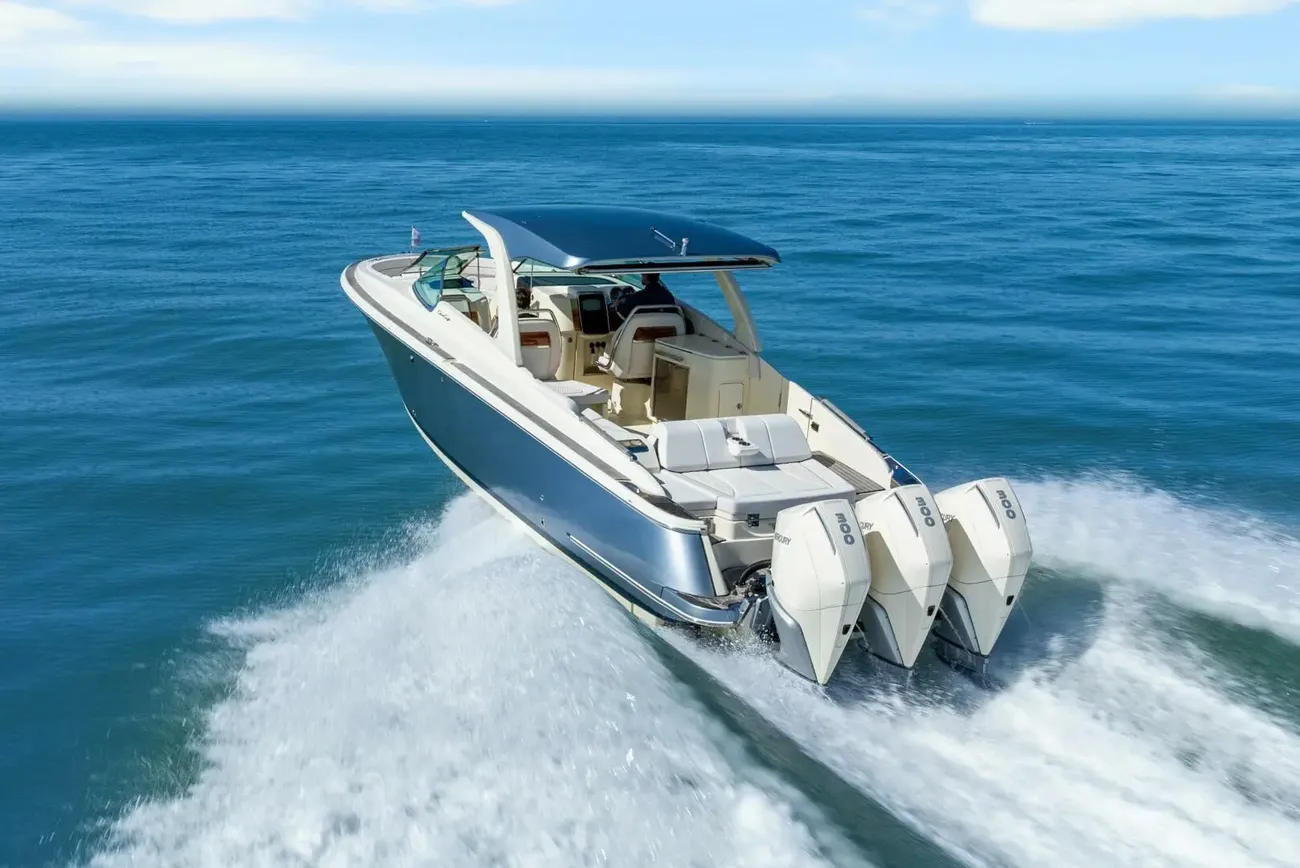 Chris-Craft Launch 35 GT OB - Image 21