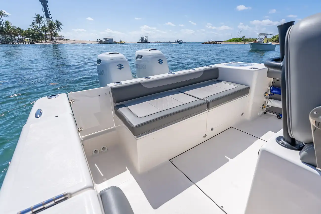 Sea Born LX27 Center Console - Image 22