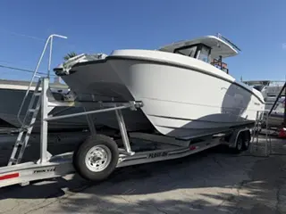 Twin Vee 28 GF - Image 2