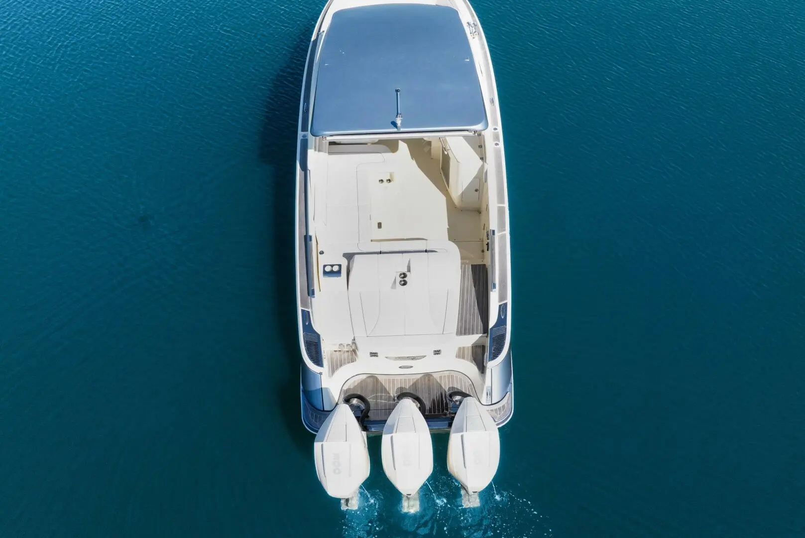 Chris-Craft Launch 35 GT OB - Image 10
