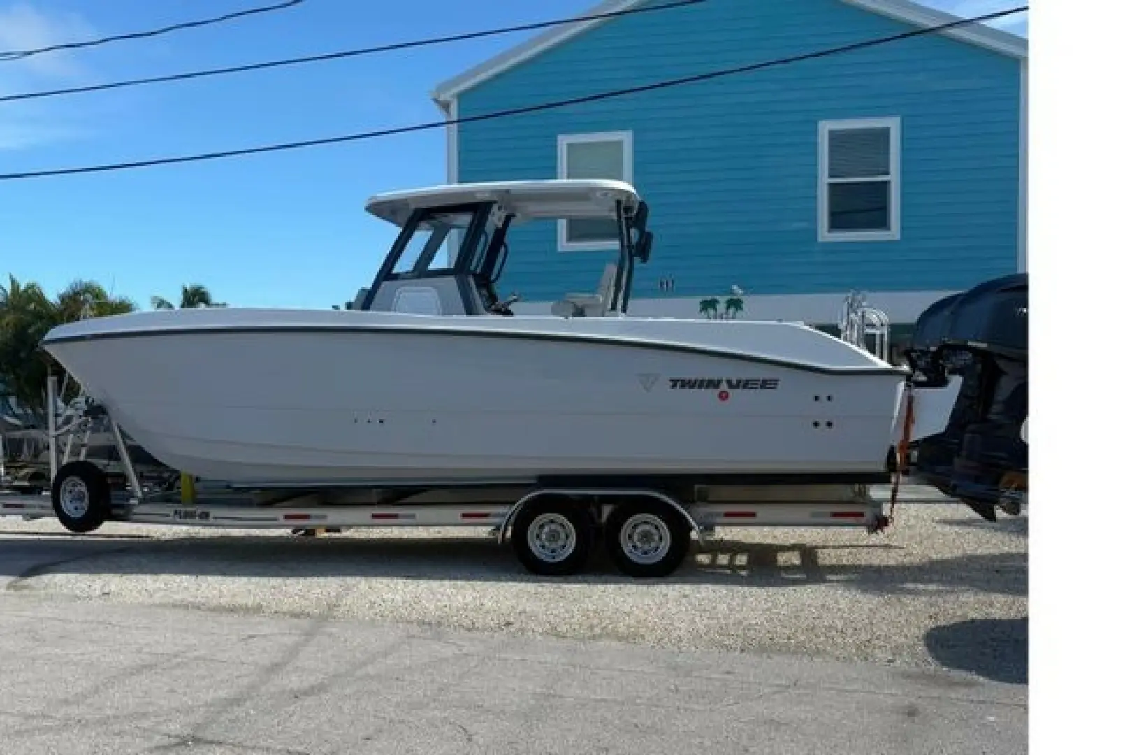 Twin Vee 28 GF