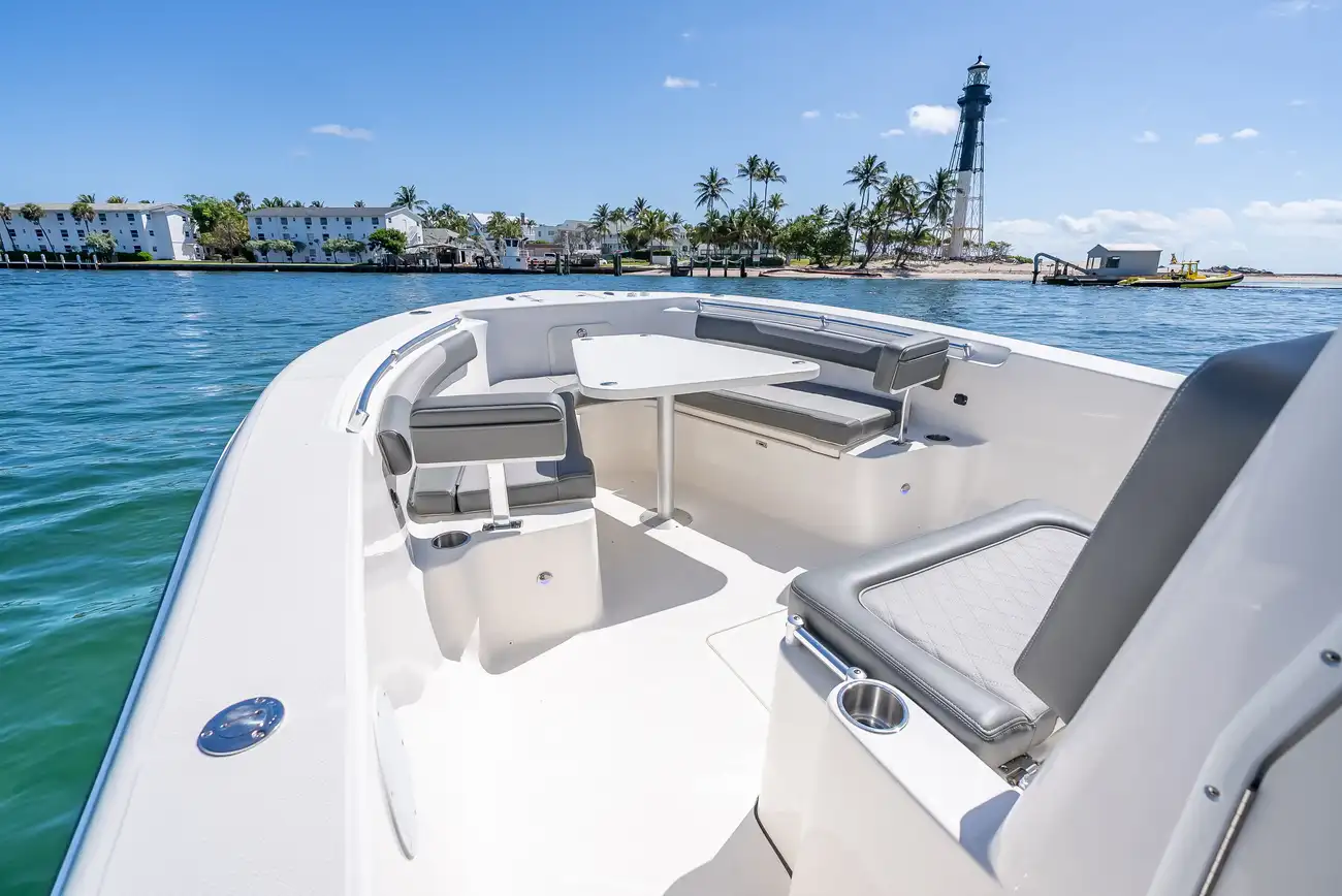 Sea Born LX27 Center Console - Image 47