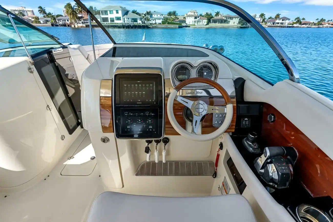 Chris-Craft Launch 35 GT OB - Image 54