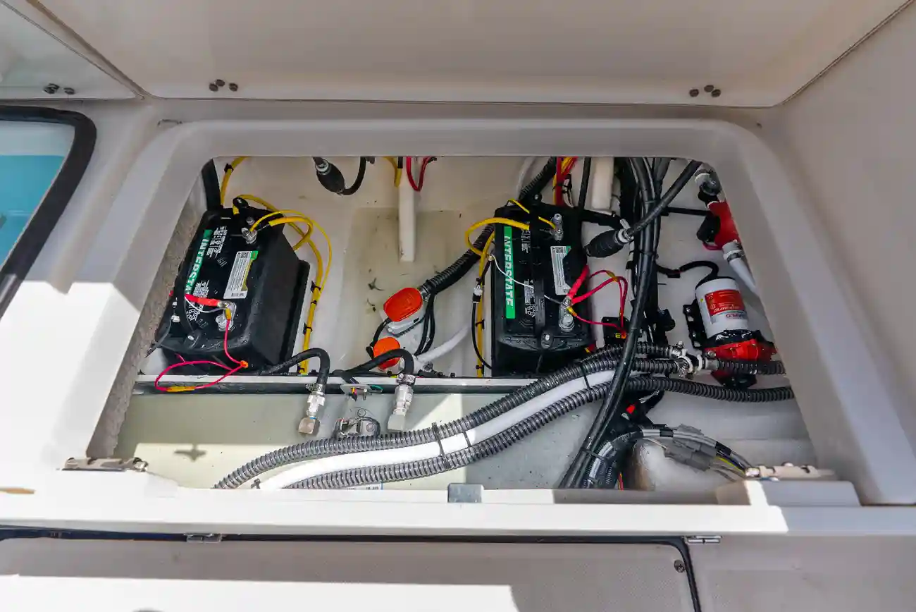Sea Born LX24 Center Console - Image 55