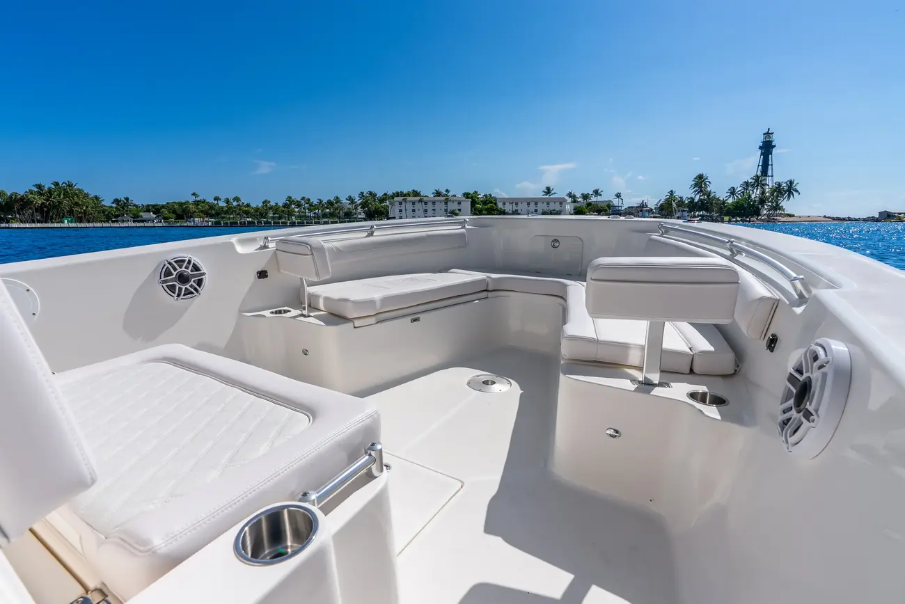 Sea Born LX27 Center Console - Image 17