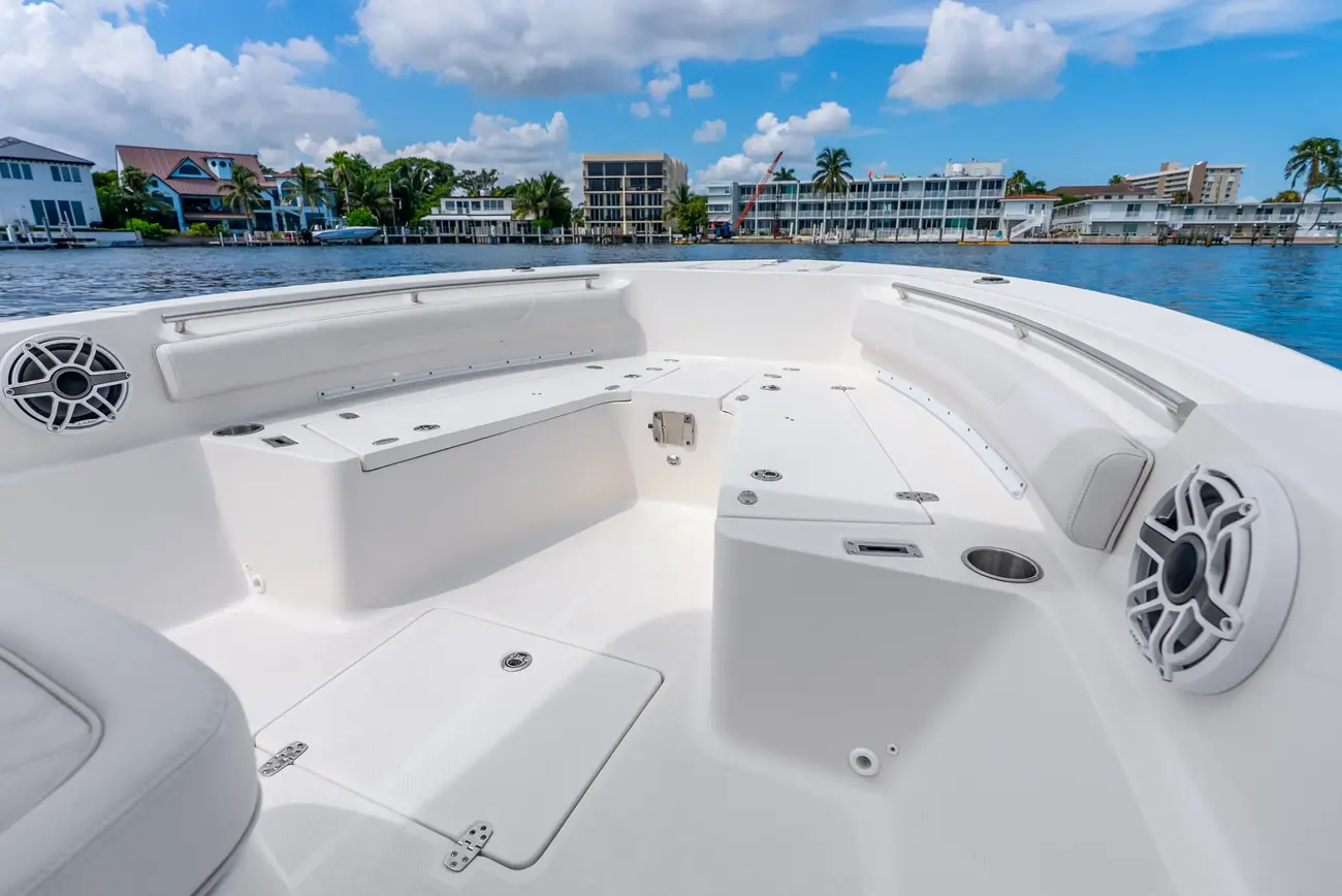 Sea Born LX24 Center Console - Image 25