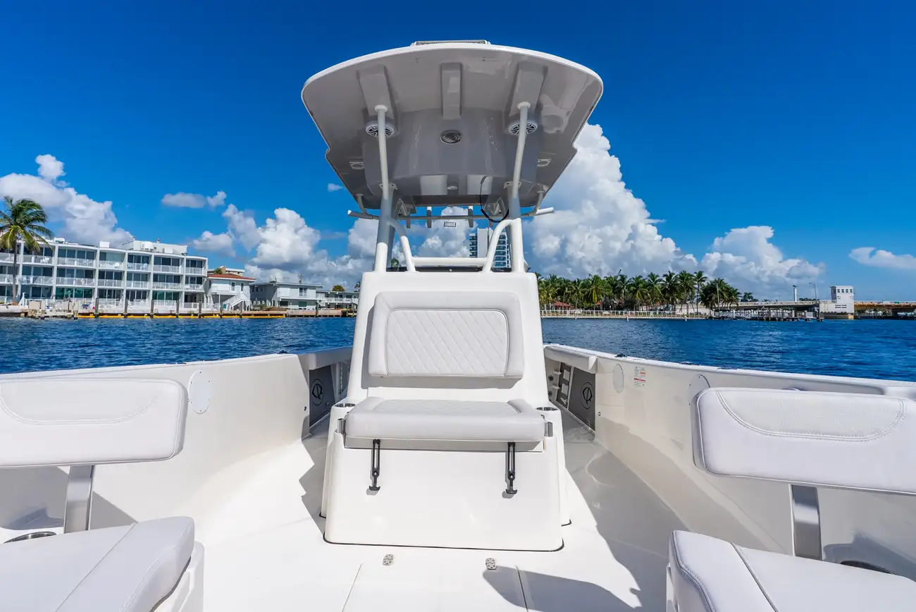 Sea Born LX27 Center Console - Image 21