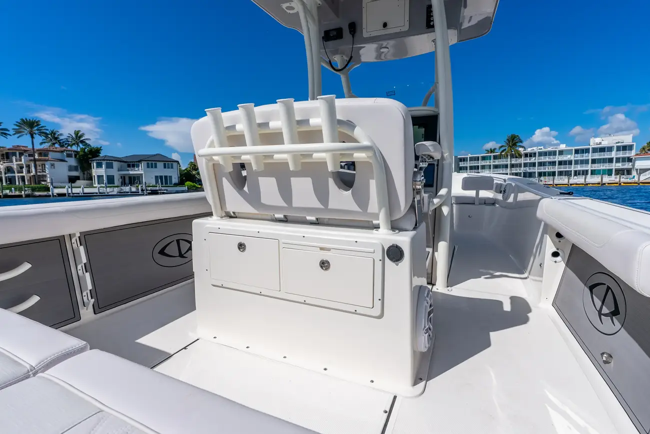 Sea Born LX27 Center Console - Image 23