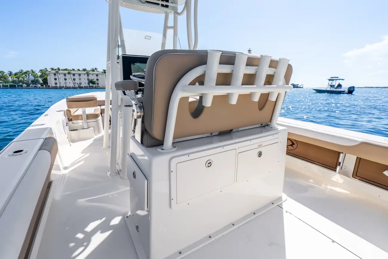 Sea Born FX25 XE - Image 38