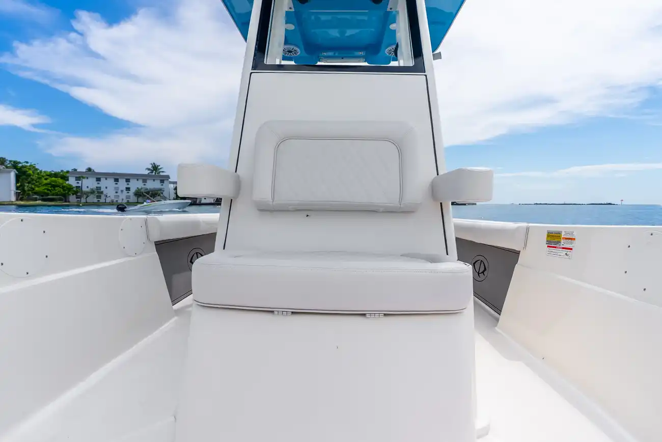 Sea Born LX24 Center Console - Image 30
